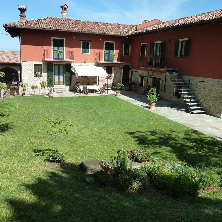 Cascina Filipot Hotel Cerretto Langhe Exterior photo